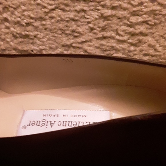 Etienne  aigner - Picture 4 of 5